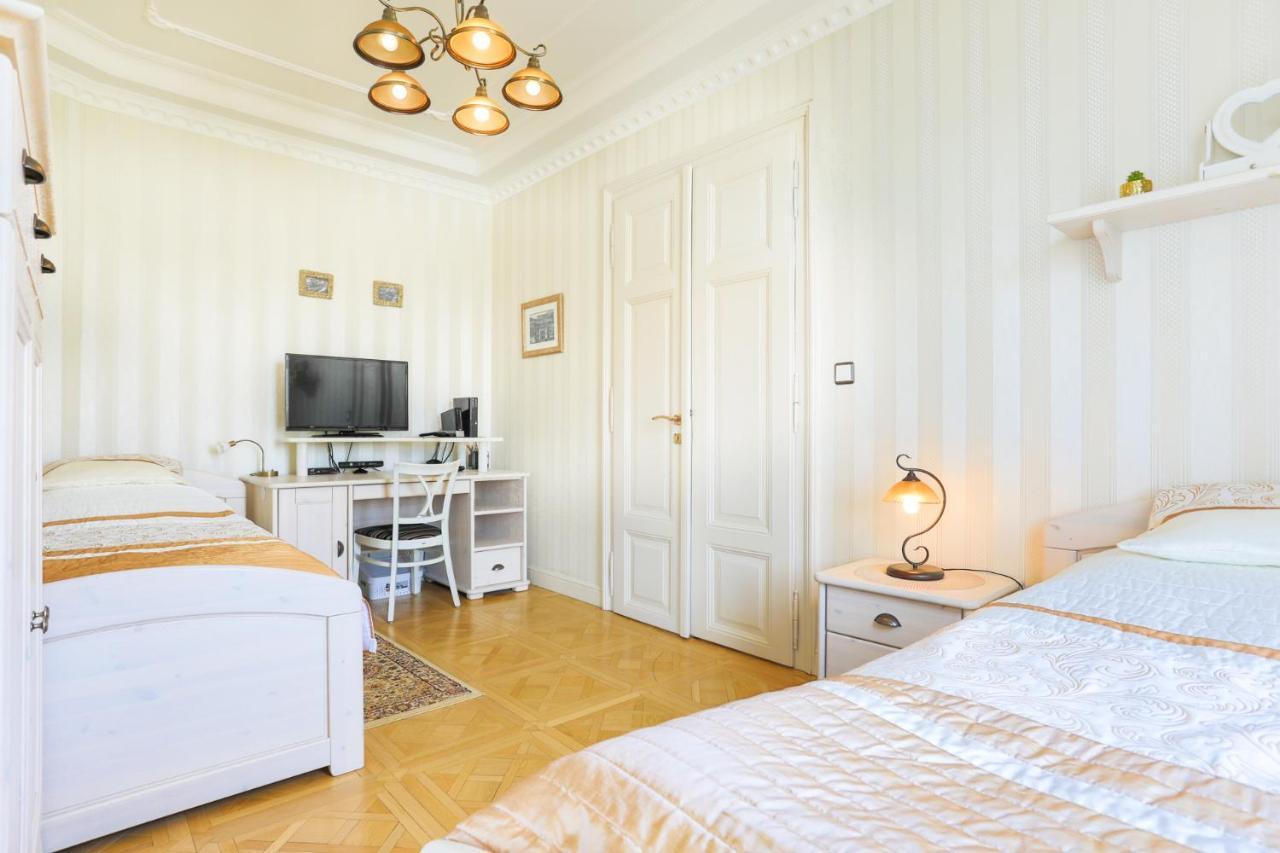 Apartman Nostalgia Карлови Вари Екстериор снимка